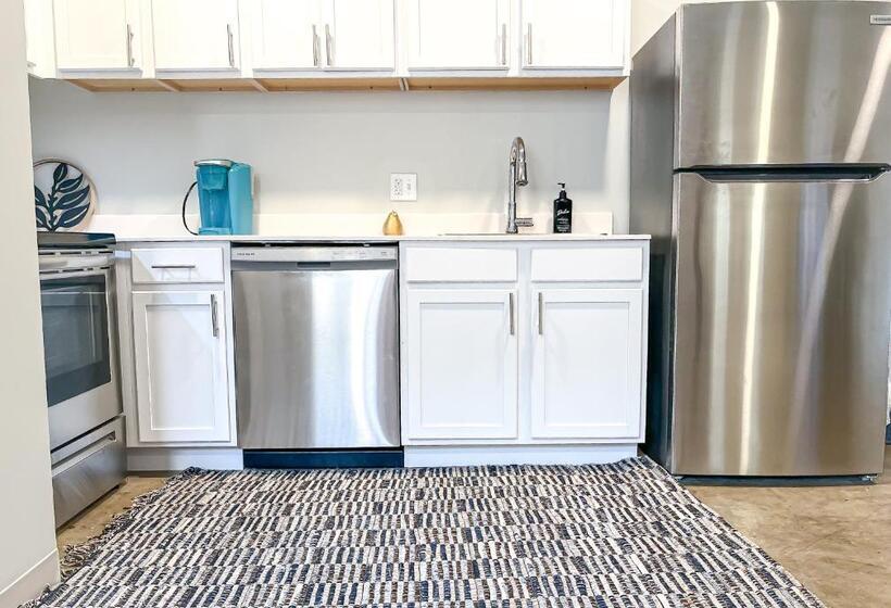 مجموعه ویستا شهر, Market Lofts On 3rd