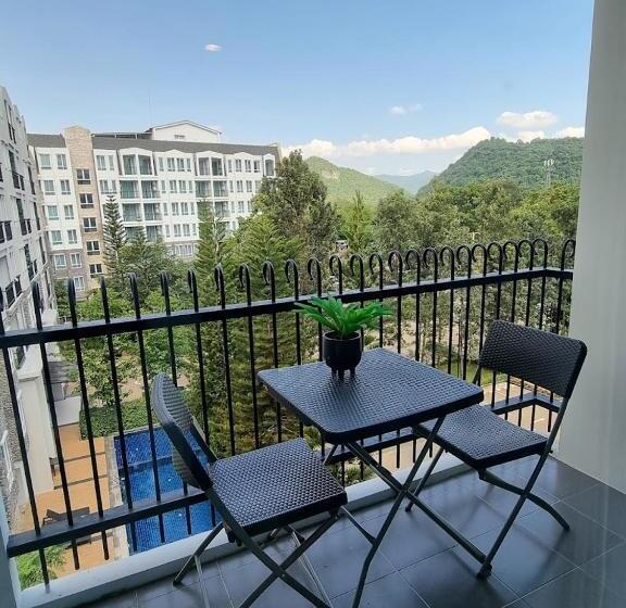 Quarto Estandar Vista Montanha, The Courtyard Khaoyai​ By Kanun