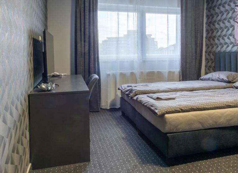 이코노미 룸, Bed And Breakfast 33