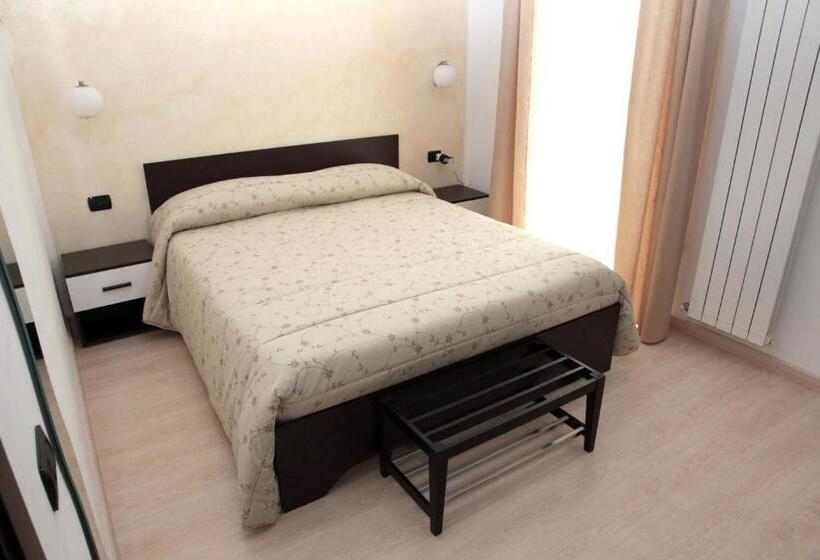 חדר סטנדרט עם מרפסת, Room And Breakfast Luciana Sant Elia A Pianisi