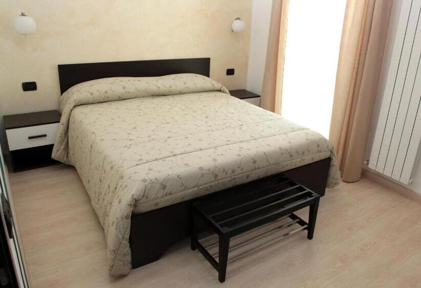 חדר סטנדרט עם מרפסת, Room And Breakfast Luciana Sant Elia A Pianisi