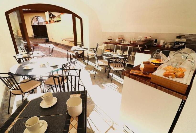 חדר דלוקס עם מרפסת, Sentieri Del Garda