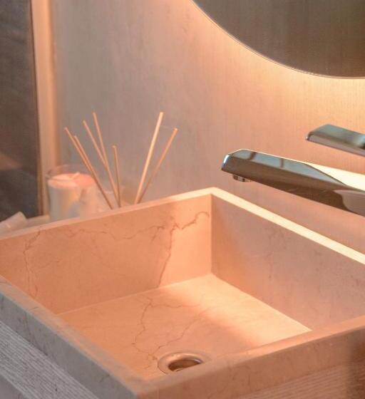 מיטת קינג בסוויטה, Agrelo Vines Lodge