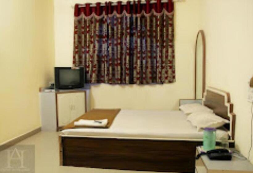 Standardrum King Size Säng, Amrapali Amravati