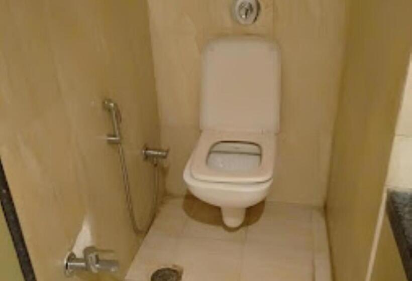 חדר דלוקס, Celebration Bar And Restaurant Maharashtra