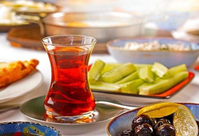 اتاق استاندارد چهار تخته, Khatai Ariva Center