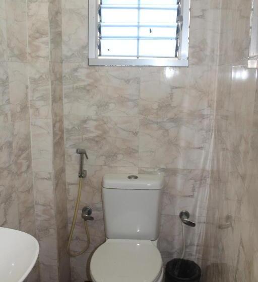 シングルデラックスルーム, Oishi Plaza