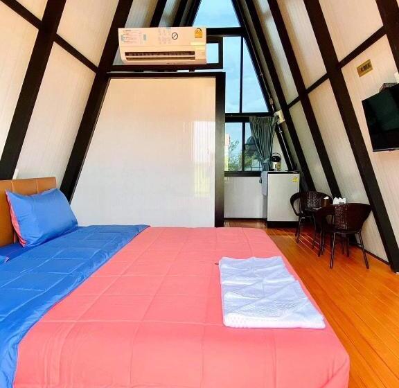 חדר סטנדרט עם מרפסת, Sean Sawat Resort 2