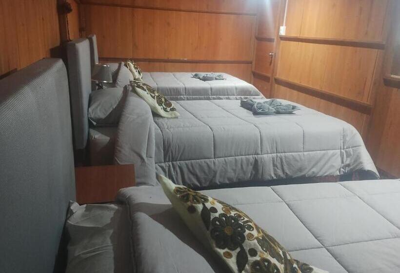 اتاق استاندارد سه نفره, The Wooden House Choquequirao