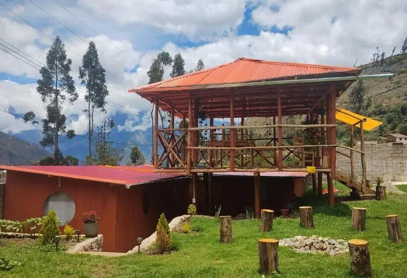 اتاق استاندارد سه نفره, The Wooden House Choquequirao