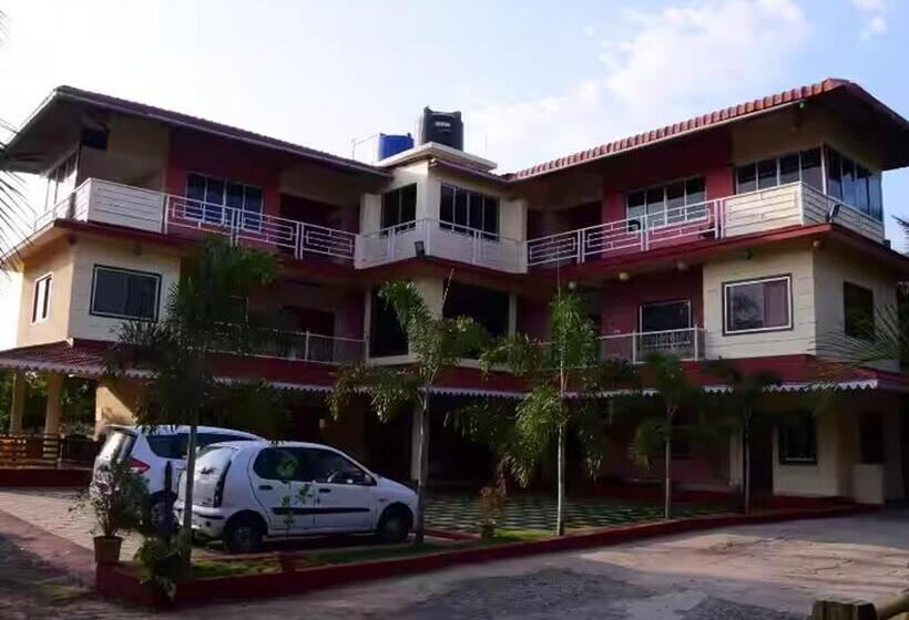 غرفة ديلوكس عائلية, Suryansh Beach Resort