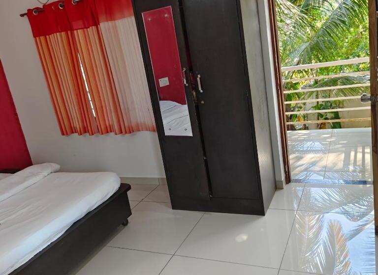 חדר משפחתי דלוקס, Suryansh Beach Resort