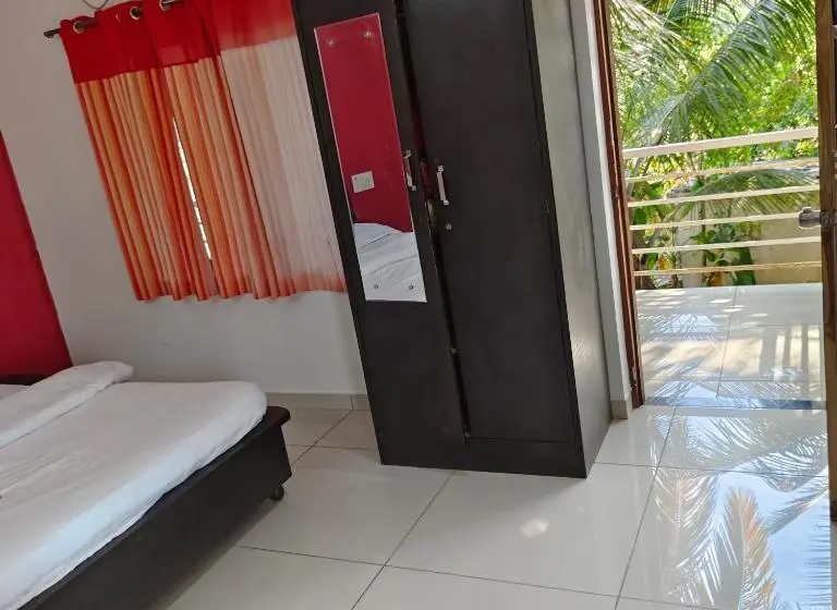 デラックスファミリールーム, Suryansh Beach Resort