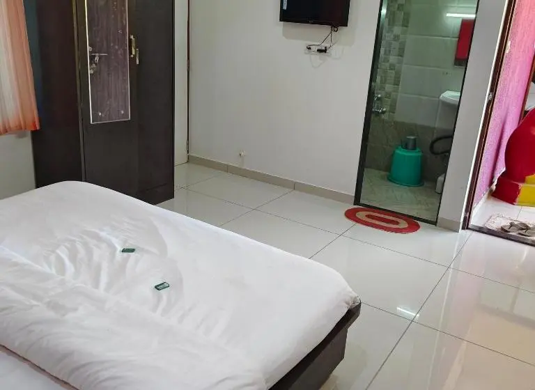 デラックスファミリールーム, Suryansh Beach Resort