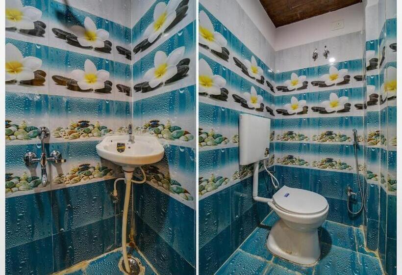 غرفة كلاسيكية ثلاثية, Oyo Hotel United Palace