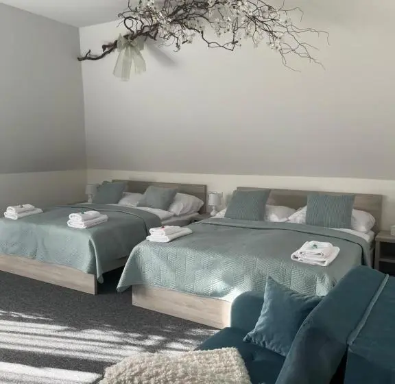 スタンダード４人部屋, Hospůdka Na Konci Světa