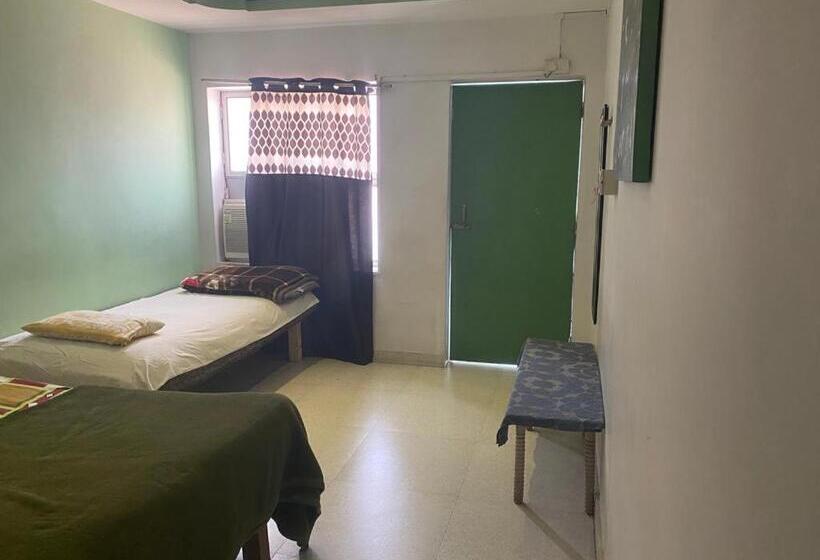Deluxe-huone Parveke, Love Ganga Guest House Infont Of River Ganga