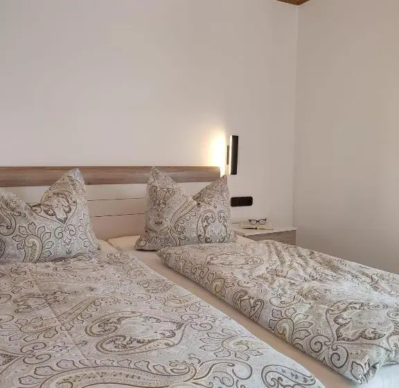 1階の1ベッドルームアパートメント, Frühstücks Pension Lichtenauer Hof