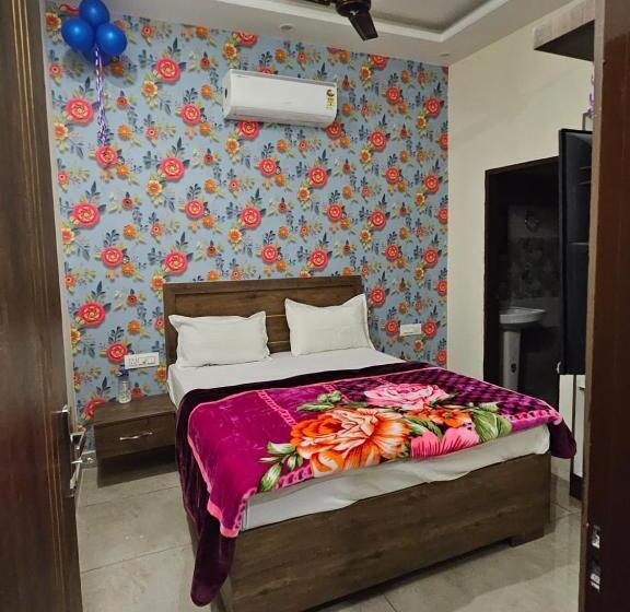 Chambre Deluxe, 8 Inn