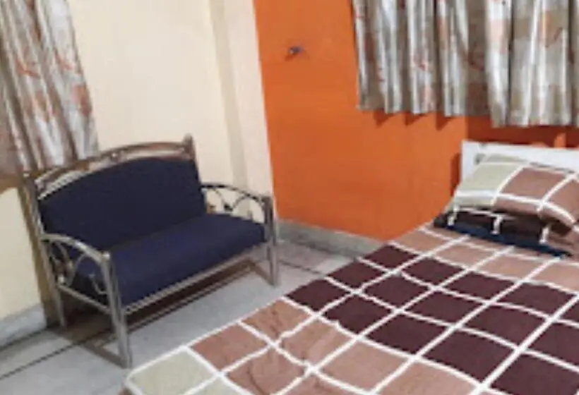 Habitació Estàndard, Basera Odisha
