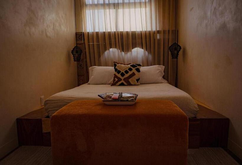 Quarto Deluxe, Casa Realm