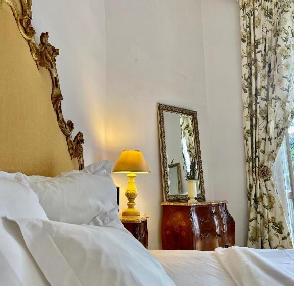 Номер Стандарт, Château La Bainerie