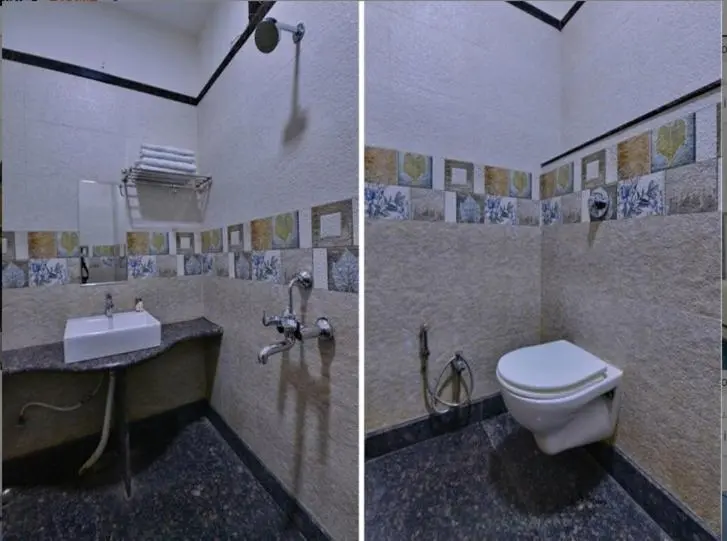 Camera Deluxe, Sunil Inn