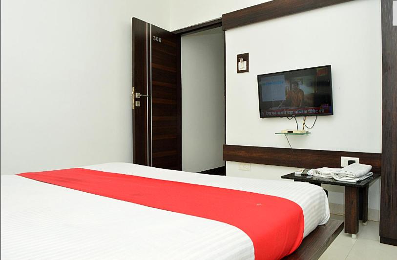 اتاق لوکس, Sunil Inn