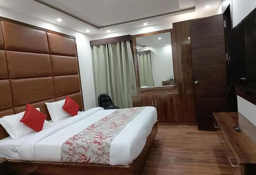 Deluxe-perhehuone, Super Collection O Mall Road Nainital