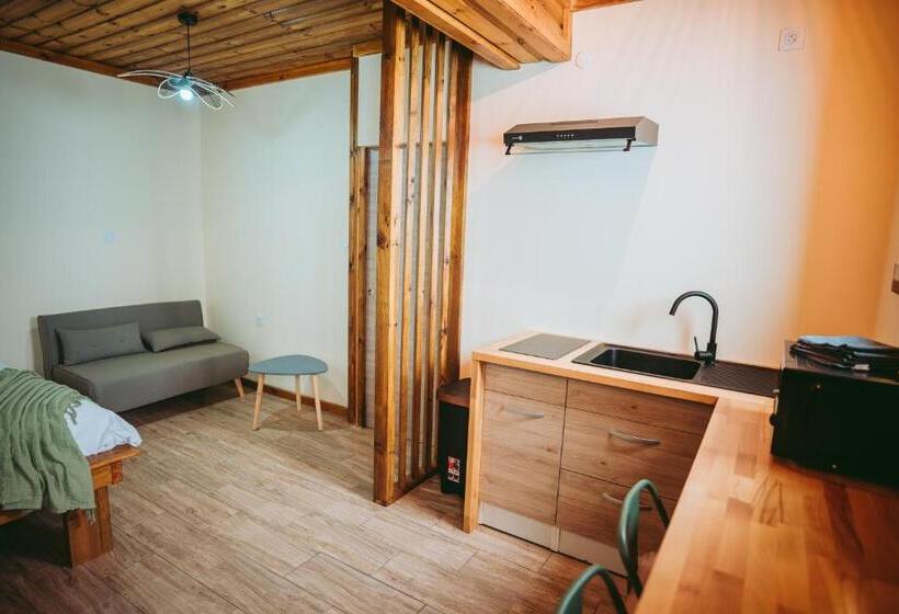 آپارتمان 1 خوابه, L Auberge Créole