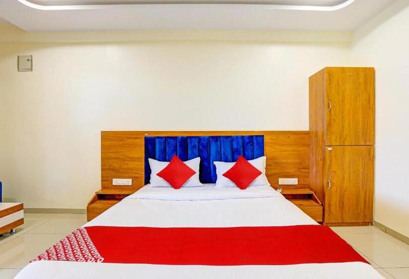 غرفة كلاسيكية ثلاثية, Oyo Hotel H K Villa