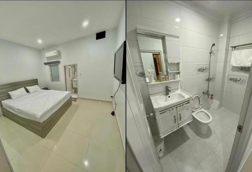 اتاق لوکس با تخت بزرگ, Alex