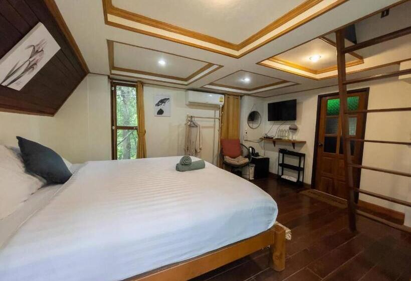 Четырехместный Номер Стандарт Вид на Сад, ้hilly Phitsano Resort