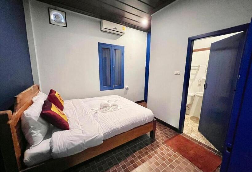 اتاق استاندارد با تخت بزرگ, Lakhangthong Villa Luangprabang 2