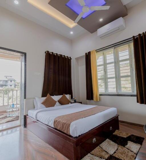 غرفة قياسية سرير كينج, Silver Galaxy Resort