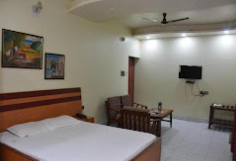 Люкс, Vijieya Hotel Bihar