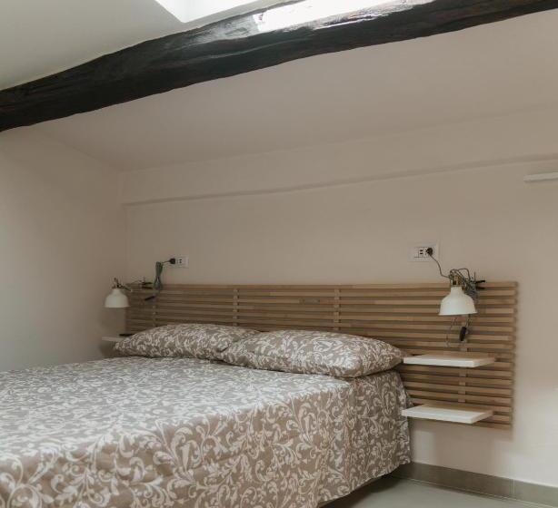 חדר משפחתי, Abbergà