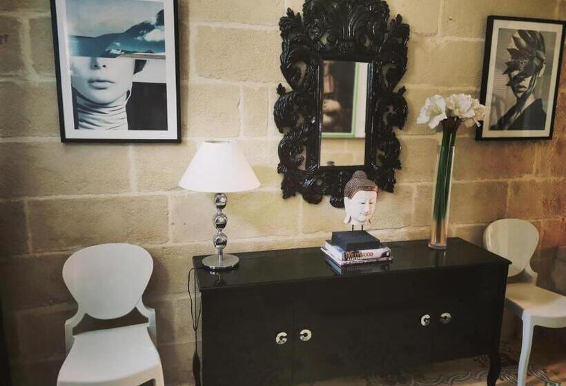 خانه 2 خوابه, 2 Large Ensuite Bedrooms In Boutique Style Farmhouse B&b With Pool