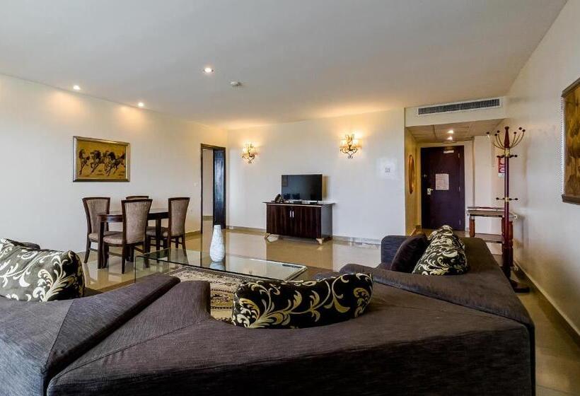 سوییت لوکس, Black Diamond