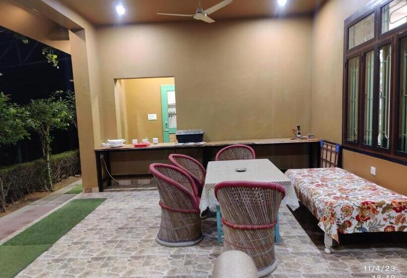 标准房带园景, Girisadan Organic Farm Retreat & Botanical Forest