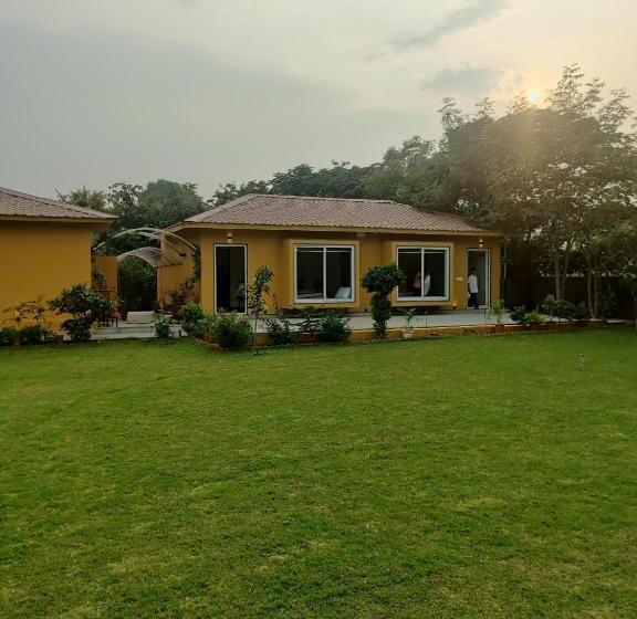 Pokój Standard Widok Ogród, Girisadan Organic Farm Retreat & Botanical Forest