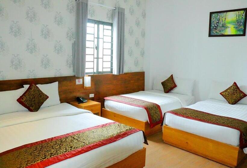 اتاق خانوادگی, Khách Sạn Phố Ngọc