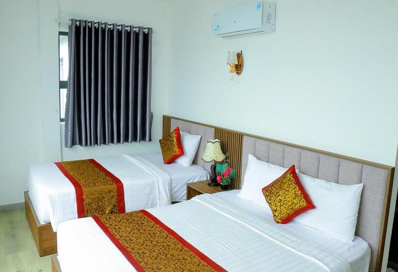 اتاق استاندارد چهار تخته, Khách Sạn Phố Ngọc