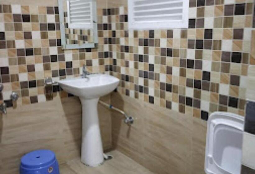 豪华家庭房间, Maa Jagdamba Palace Bihar