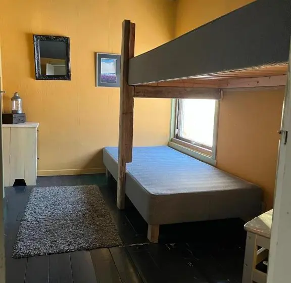 اتاق استاندارد با چشم‌انداز دریا, Storjord Farmstay Ranchhouse