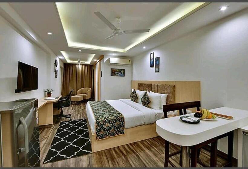 חדר סטנדרט, Tha Grand Anukampa