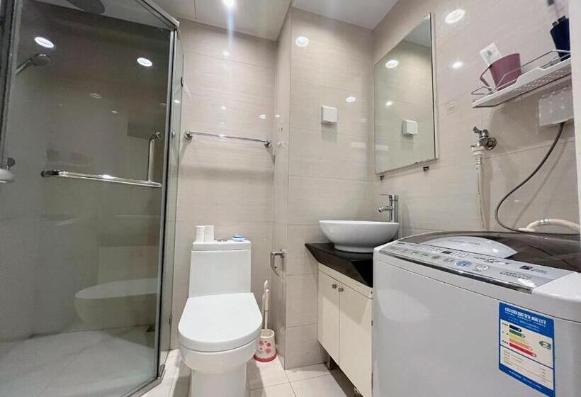 带特大床的豪华房间, Inn