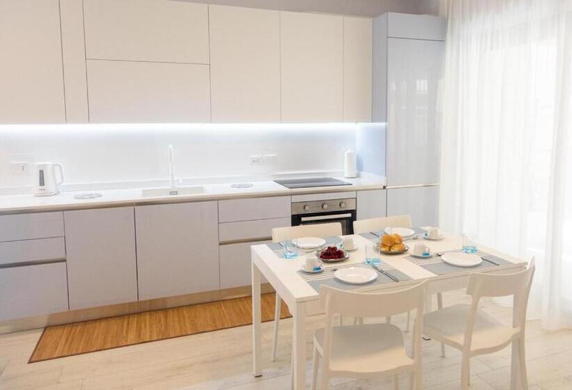 آپارتمان 2 خوابه, Novatek Apartment 201 Exclusive