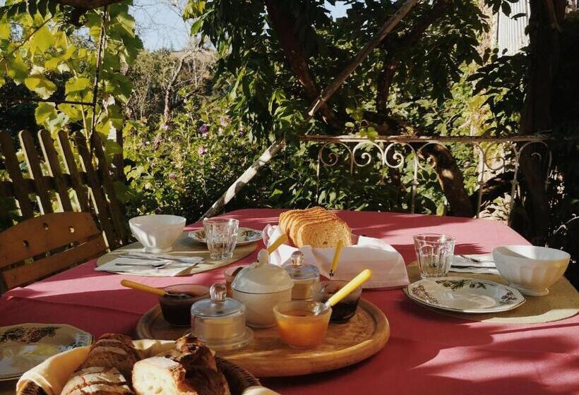 غرفة قياسية, Guestroom Saint André De Najac, 1 Pièce, 2 Personnes   Fr 1 601 449