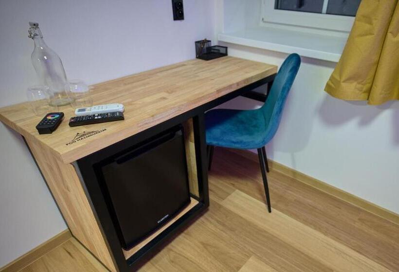 חדר דלוקס נוף לגינה, Penzion Pod Hazmburkem